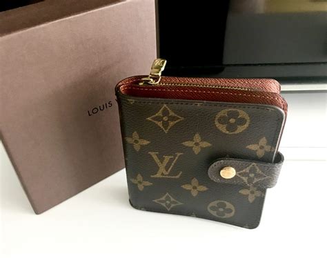 louis vuitton bifold leather wallet|Zippy Wallet Monogram .